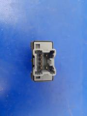 Кнопка обогрева сидений левая INFINITI QX56 / TITAN / ARMADA 04-16