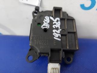 Моторчик заслонки печки левый QX60/JX35 12-20