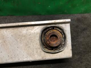 Рычаг задней подвески поперечный нижний задний левый SUZUKI KIZASHI 09-14 Седан 2.4