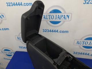 Подлокотник QX30 16-20 2016 Внедорожник 2.0 20PET