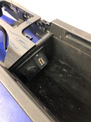 Подлокотник GS 12- 2015 Седан 8ARFTS 2.0TURBO