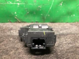 Моторчик заслонки печки QX30 16-20 2017 Внедорожник 2.0 20PET