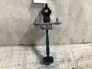 Ограничитель двери передний левый SUBARU FORESTER SG 02-07 2007 Б/У Ограничитель двери передний левый SUBARU FORESTER SG 02-07 2007