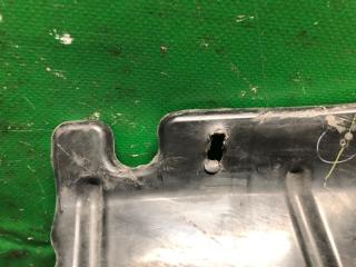 Дефлектор радиатора правый SENTRA (B16) 06–12