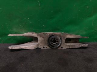 Рычаг задней подвески поперечный нижний задний правый INFINITI QX30 16-20 2017 Б/У Рычаг задней подвески поперечный нижний задний правый INFINITI QX30 16-20 2017