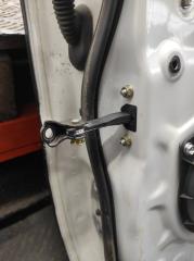 Ограничитель двери задний правый LEXUS GX470 02-09 2005 Б/У Ограничитель двери задний правый LEXUS GX470 02-09 2005