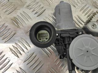 Стеклоподъемник задний правый Q50 15-20 2017 Седан 3.0 VR30DDTT