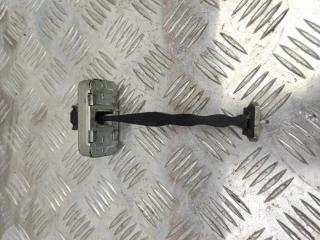 Ограничитель двери задний правый Q50 15-20 2017 Седан 3.0 VR30DDTT