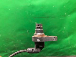 Датчик ABS передний левый SIENNA 11-16 2012 GSL30 3.5 2GR-FE