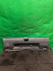 Накладка панели багажника внутренняя задняя JETTA USA 10-17