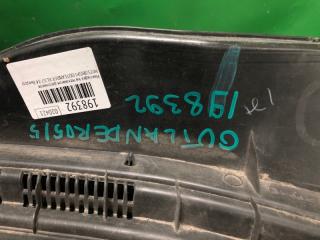 Пластик под лобовое стекло / Жабо OUTLANDER XL 05-13 2007 Внедорожник 3.0