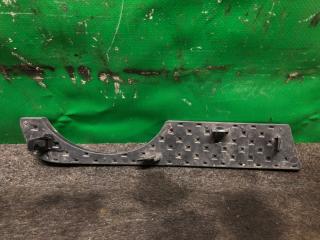 Накладка противотуманной фары правая SOLARA 03-09 2008 MCV31 Кабриолет 3.3 3MZFE