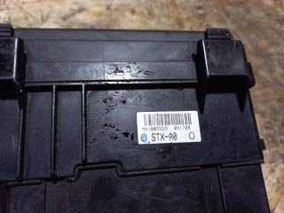 Блок предохранителей моторный отсек MDX (YD2) 06-13 YD2 3.7