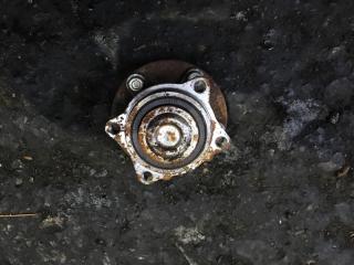 Ступица задняя OUTLANDER XL 05-13