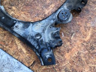 Балка передней подвески передняя LS460 06-12