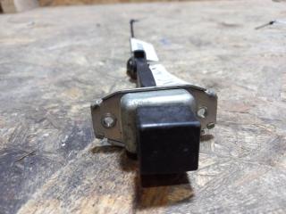 Ограничитель двери передний левый LANCER X 10 07-15