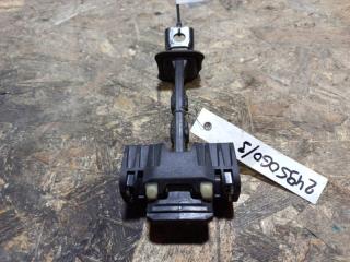 Запчасть ограничитель двери передний правый VOLKSWAGEN JETTA USA 10-17