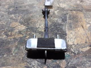 Ограничитель двери передний левый TOYOTA AURIS 06-12