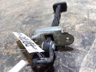 Ограничитель двери передний правый MDX (YD2) 06-13 YD2