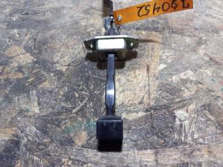 Ограничитель двери задний левый MITSUBISHI OUTLANDER XL 05-13