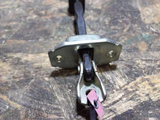 Ограничитель двери задний левый OUTLANDER XL 05-13