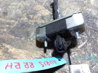 Ограничитель двери задний правый AURIS 06-12