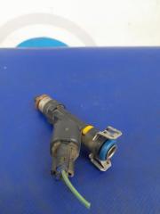 Форсунка топливная MAZDA 3 BK 03-08 LF 2.0