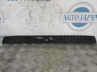 Накладка порога внутрення передняя правая TOYOTA CAMRY 70 17-