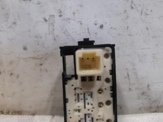 Кнопка стеклоподъемника задняя левая PRIUS - 30 09-17 2010 Хэтчбек 1.8 2ZR-FXE