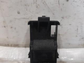 Кнопка стеклоподъемника передняя правая TOYOTA PRIUS - 30 09-17 Хэтчбек 1.8 2ZR-FXE