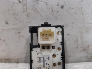 Кнопка стеклоподъемника передняя правая PRIUS - 30 09-17 2010 Хэтчбек 1.8 2ZR-FXE