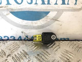 Датчик удара передний левый TOYOTA CAMRY 40 06-11