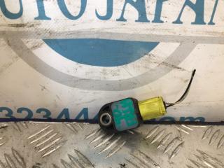 Датчик удара передний левый CAMRY 40 06-11