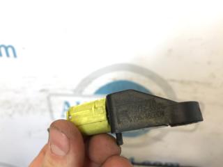 Датчик удара передний левый TOYOTA CAMRY 40 06-11