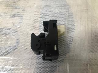 Кнопка стеклоподъемника задняя правая RAV4 05-12 2010 Внедорожник 2.0 1AZ-FSE