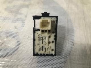 Кнопка стеклоподъемника задняя правая TOYOTA RAV4 05-12 Внедорожник 2.0 1AZ-FSE