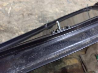 Стекло в кузов заднее левое KIA SORENTO UM 14- Внедорожник 2.4