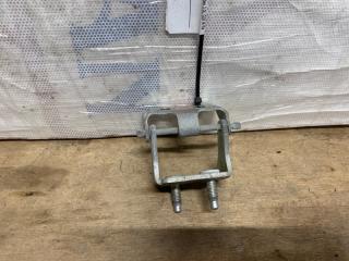 Петля крышки багажника задняя правая FOCUS 10-18 2013 Хетчбек 2.0 C20HDEX