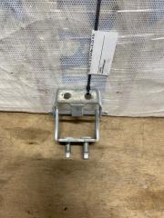 Петля крышки багажника задняя правая FOCUS 10-18 2012 Хетчбек 2.0L GDI I4 flex fuel engine