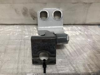 Петля двери нижняя задняя правая JEEP CHEROKEE 14- Wagon 2.4L I4 FI DOHC 16V NF4