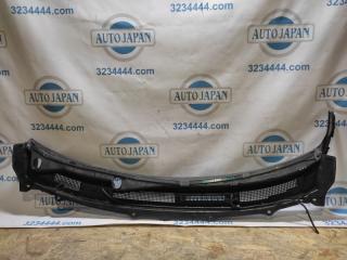 Пластик под лобовое стекло / Жабо ROGUE 08-15 2011 2.5 QR25DE