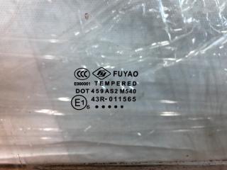 Стекло двери переднее правое FORD FOCUS 10-18 Хетчбек 2.0 C20HDEX