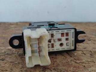 Кнопка стеклоподъемника задняя ROGUE 08-15 2011 2.5 QR25DE