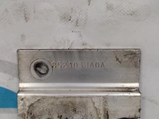 Кронштейн усилителя заднего бампера правый PATHFINDER R52 12-21 2014 3.5L 6