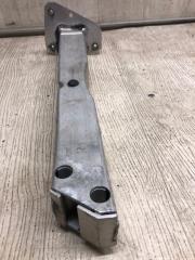 Кронштейн усилителя переднего бампера левый DART 12-16 2014 PF 2.4 ED6