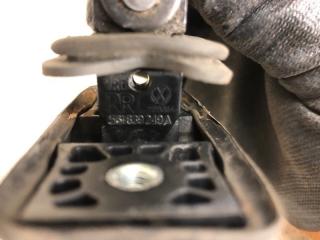 Ограничитель двери задний PASSAT B8 14- 2015 A32 1.8 CPRA