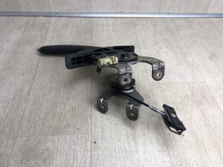 Рычаг стояночного тормоза HYUNDAI ELANTRA AD 16- AD 2.0 G4NH