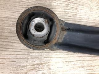 Рычаг задней подвески продольный правый RAV4 13-19 2017 ZSA42 2.0 3ZRFE