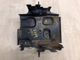 Полка аккумулятора NISSAN ROGUE 08-15 2010