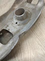 Рычаг задней подвески поперечный нижний 200 14-16 2016 UF 2.4 ED6